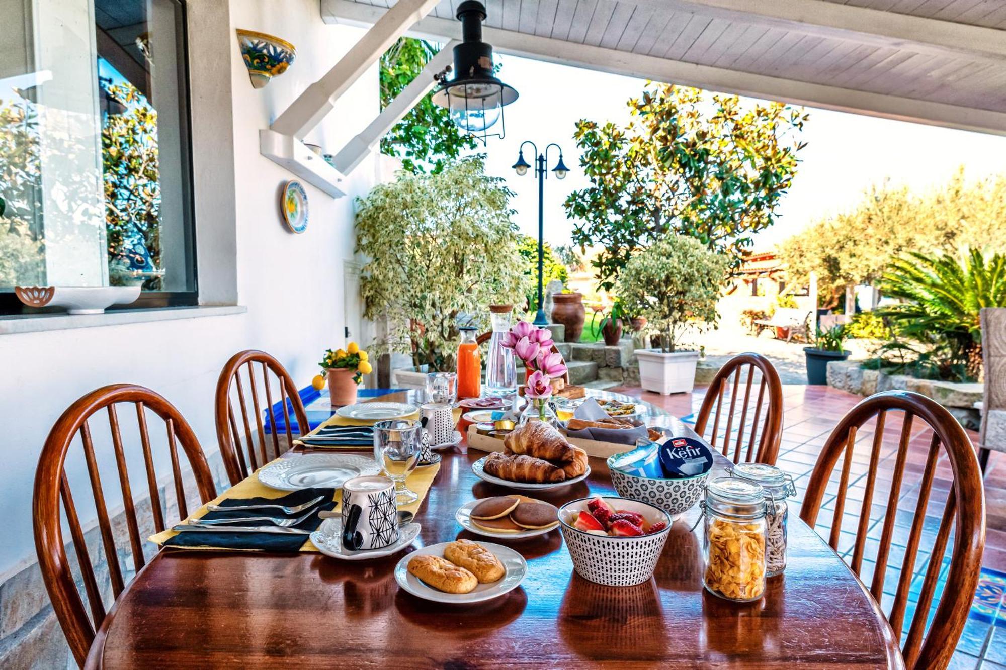 B&B Villa Bency Capo d'Orlando Exterior photo